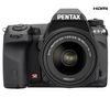 PENTAX K-5 - Digitalkamera - SLR - 16.28 Mpix - -DA 18-55mm WR-Objektiv - optischer Zoom: 3.1 x - unterstützter Speicher: SD, SDHC + Rucksack Expert Shot Digital - Schwarz/Orange + SDHC-Speicherkarte 16 GB  + Akku D-LI90 + Leichtes Stativ Trepix